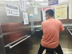 悦榕湾社区：安装电梯光幕阻车神器 助力电动车